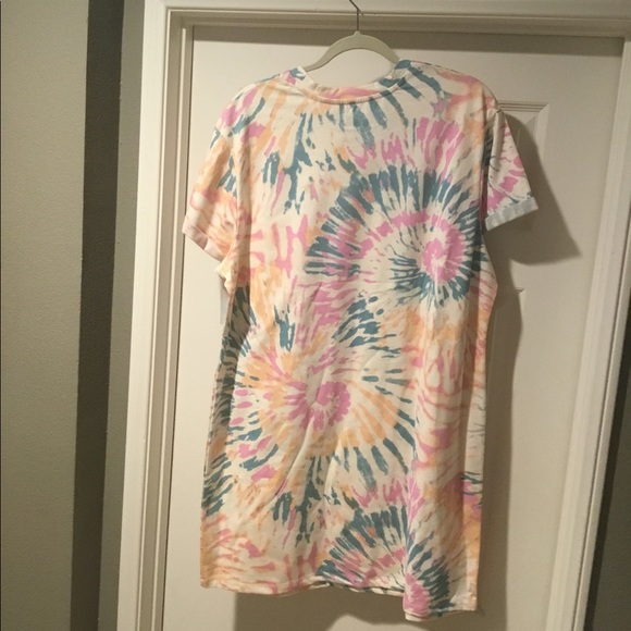 T-shirt dress - Picture 2 of 3